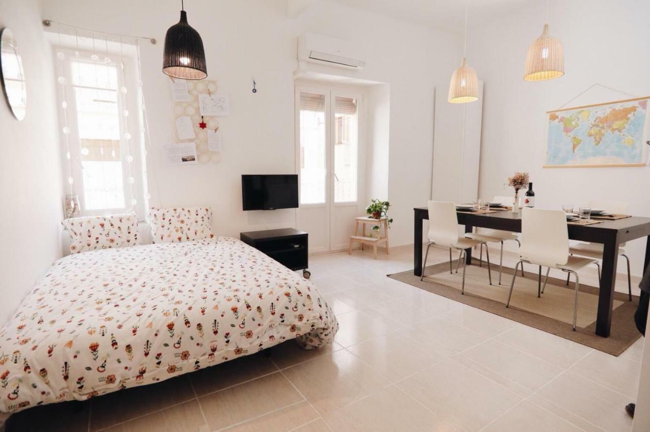 Amparito Apartment - Casc Antic Tarragona Exteriör bild